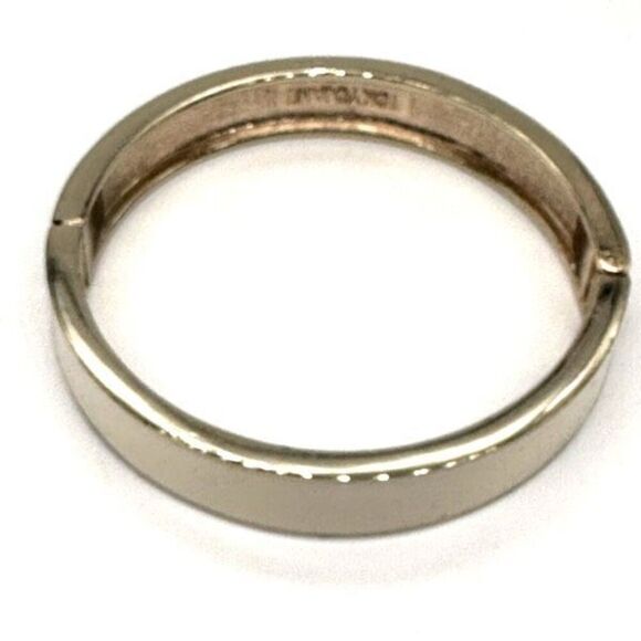 Tokyo Jane Off White Enamel Goldtone Bangle Bracelet - Picture 5 of 12